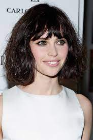 hair envy of the day felicity jones textured chop felicity jones felicity rose hadley jones felicty jones