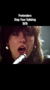 La historia detrás de 'Stop Your Sobbing'