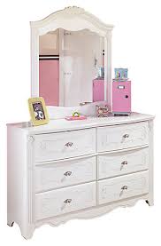 *all links on this page are affiliate links, meaning i get commissions for purchases made through those links on this page at no additional cost to you. Kids Dressers Chests Of Drawers Ashley Furniture Homestore