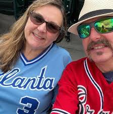 Jerry Burrus's Instagram, Twitter & Facebook