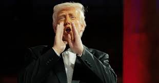 Trump Says World Leaders Are 'Kissing My A**' Over Tariff Deals : r/politics