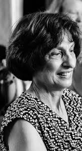 Linda Dyson's Instagram, Twitter & Facebook