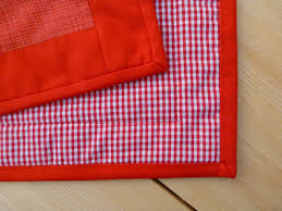 Es gibt einen speziellen stich für dieses einfassen (ich weiß es. Quiltmanufaktur Blog Binding Tutorial Anleitung Zum Einfassen Eines Quilts