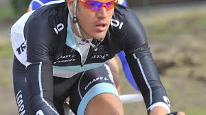 His best results are 1st place in stage giro d'italia, 1st place in stage. Sturz Beim Giro Wouter Weylandts Tod Erschuttert Die Radsport Welt Welt