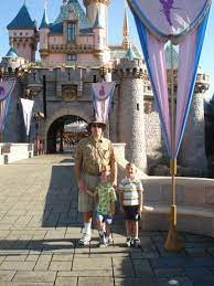 Disneyland Attendance Tips 2013 Disneyland Tips Disneyland Family Vacation Disneyland