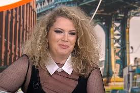 Desi formeaza un cuplu de aproape 15 ani, oana. Vrea SÄƒ DevinÄƒ MamÄƒ Oana Lis A FÄƒcut AnunÈ›ul Mi Am Luat