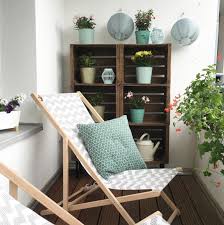 Gartengestaltung sichtschutz garten pflanzen bauanleitung sichtschutzzaun selber bauen bauhaus sichtschutz terrasse glas dekoration sichtschutz garten gartenmauer sichtschutz garten ideen bauanleitung sichtschutz für gartendusche bauen gartendeko sichtschutz rost zum stecken garten sichtschutz für whirlpool. Kleinen Balkon Gestalten Wohnkonfetti