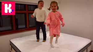 мистер макс и мисс кейти новые видео 2016 года бесплатно Katya Vybiraet Mebel Dlya Svoej Novoj Komnaty Youtube