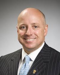 Mike Walden's Instagram, Twitter & Facebook