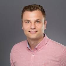 Thomas Zink's Instagram, Twitter & Facebook