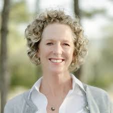 Michele Lott's Instagram, Twitter & Facebook