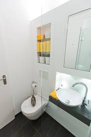 Ideen Fur Kleine Bader Gaste Wc Mit Dusche Modern Badezimmer Hamburg Von Baqua