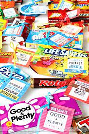 Christmas quotes for family members. Clever Candy Sayings With Candy Quotes Love Sayings And More Candy Bar Gifts Candy Quotes Employee Christmas Gifts