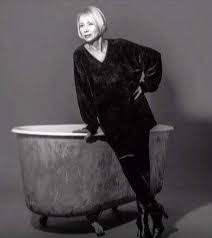 Apolonia pola raksa (born 14 april 1941) is a polish movie star, singer, and model who was especially popular in poland and abroad in the 1960s and 1970s. Jak Dzis Wyglada Pola Raksa Ma Prawie 80 Lat A Wciaz Zachwyca