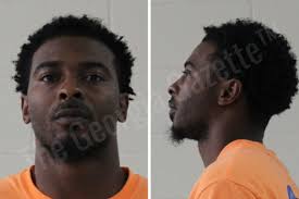 Montravius Radford :  https://thegeorgiagazette.com/houston/montravius-radford-2/