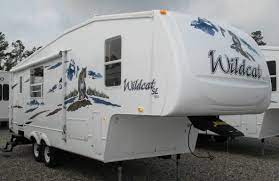 18 forest river rv wildcat floor plan models to choose from with fifth wheel reviews, ratings, available features, and floor plan layouts. New 2007 Forest River Wildcat 28rkse Overview Berryland Campers