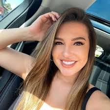 Crystal Garza's Instagram, Twitter & Facebook