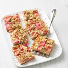 Rhabarber Streusel Kuchen Rezept In 2020 Streusel Kuchen Rhabarberkuchen Mit Streusel Rezepte
