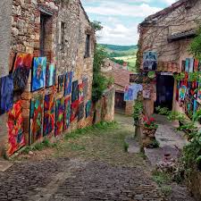 Fr Cordes Sur Ciel Regorge De Petits Artisans Qu Ils Soient Peintres Ceramistes Mosaistes N Hesitez Pas A Pous Peintures Colorees Peinture 3d Mosaiste
