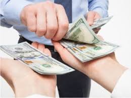 Pentru contribuabilii care realizează venituri brute lunare din salarii cuprinse între 1.951 lei şi 3.600 lei, inclusiv, deducerile personale sunt degresive faţă de cele de mai sus şi se stabilesc potrivit următorului tabel Deducere PersonalÄƒ 2018 DeÈ™i Pragul Pentru Deducere CreÈ™te NumÄƒrul Beneficiarilor RÄƒmane Aproape AcelaÈ™i