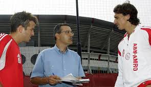 Zlatan hits the big stage. Warum Sich Zlatan Ibrahimovic Und Rafael Van Der Vaart Hassen Dann Breche Ich Dir Beide Beine