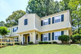 One bedroom townhomes for rent in atlanta ga. Lakeside Apartment Townhomes Atlanta Ga Apartment Finder