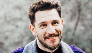 Uraz kaygilaroglu was born on june 30, 1987 in istanbul, turkey. Sefirin Kizi Dizisinde Uraz Kaygilaroglu Haksizliga Son Verdi Artofit