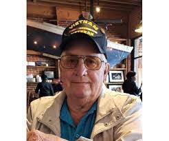 Dannie Ray's Instagram, Twitter & Facebook