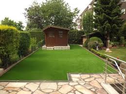Kunstrasen für den garten ist ideal. Kunstrasen Fur Den Garten Garten Kunstrasen Rasen