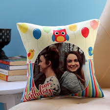 It really is small, measuring less than three inches high, but you can include a photo that has special meaning to her. Top 7 Birthday Gift Ideas For Best Friend To Surprise Your Bestie