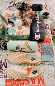 10 Vsco Bedroom Ideas For The Vsco Girl The Pink Dream Basic White Girl Cute Birthday Gift Vsco Pictures