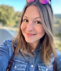 Ashley Mashaw's Instagram, Twitter & Facebook