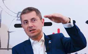 Check spelling or type a new query. Video Interviu Barna Oamenii M Au Recunoscut La Frizerie DupÄƒ Ce Am Fost La Antena 3 Nu Exclud SÄƒ Mai Particip Liderul Usr Spune CÄƒ Ia In Calcul Varianta Unei Candidaturi La PrimÄƒria