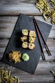 Kasespatzle Sushi Mit Barlauch Wasabi Und Schmelzzwiebeln Foodundco De Foodblog Aus Nurnberg Rezept Barlauch Spatzle Sushi
