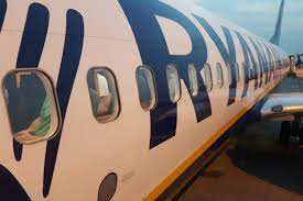 The latest tweets from ryanair (@ryanair). Ryanair To Resume 40 Percent Of Flights In July With New Rules For Passengers Skift