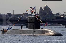 Saat ini kapal selam yang termasuk kategori paling canggih, haruslah memiliki karakteristik berikut ini: Kazan Kapal Selam Nuklir Tercanggih Rusia Yang Mematikan