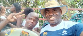 CM Academy multitasker Justine Mbesuma met with former CM Academy skipper  Jeff and topman David, AKA Social, after the national league match in  solwezi ." #collinsmbesumafootballacademy #QuittersNeverWin and winner's  never quit TherealCollins