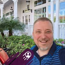 Sami Clarke announced she's "moving into a new chapter apart" from husband  JT Barnett: bit.ly/4pUBMY7 (📸: YouTube)