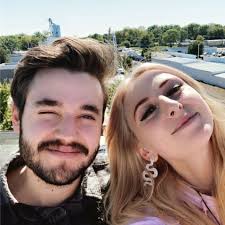 Tessa Turner and Jacob Hutton's Wedding Website