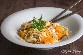 Fenchel Orangen Salat Mit Gerosteten Pinienkernen Stylish Living Fenchel Orangen Salat Rezepte Mit Fenchel Salat