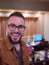 Much needed day off in Vancouver. Back to the studio today. . . . . . .  #InTheStudio #Producer #Composer #MusicProduction #MakingMusic #ScottPoley  #PedalSteelGuitar #SteelGuitar #RemotePedalSteel #musiciansofinstagram  #musicproducer