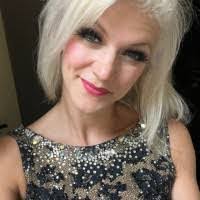 Janis Carson's Instagram, Twitter & Facebook