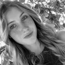 Becky Bone's Instagram, Twitter & Facebook