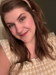 Hi everyone! My name is Anastasia and I am a local Skin Care and Makeup  business owner with Mary Kay. Im looking to give back to the community this  February by treating