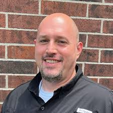 Aaron Hallett's Instagram, Twitter & Facebook