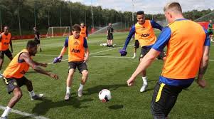 Man utd v roma & villarreal v arsenal. Man United News Manchester United New Signing Defeats All In Pre Season Fitness Tests The Sportsrush