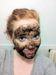 Homemade Coffee Face Scrub Olive Oil Ground Coffee And Lemon Juice Www Chicbananas Com Coffee Coffee Face Scrub Olive Oil For Face Diy Face Moisturizer