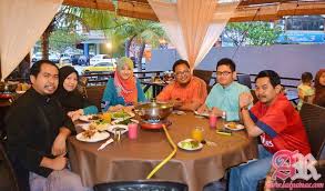 Asam pedas semabok, cendol kampung hulu. Jalan Jalan Cari Makan Iera Kan