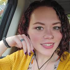 Shelf life of an uncovered candle without a lid