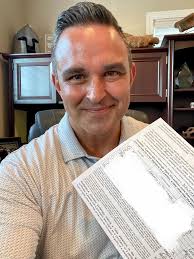 Hitting the ground running! 🏃🏻‍➡️ First page done! 💪🏽🇺🇸 Grassroots  Army LET'S GO! Enough defense. It's time to go